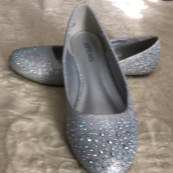 HOT CAKES holiday ballet slippers with silver rhinestones - Picture 3 of 3